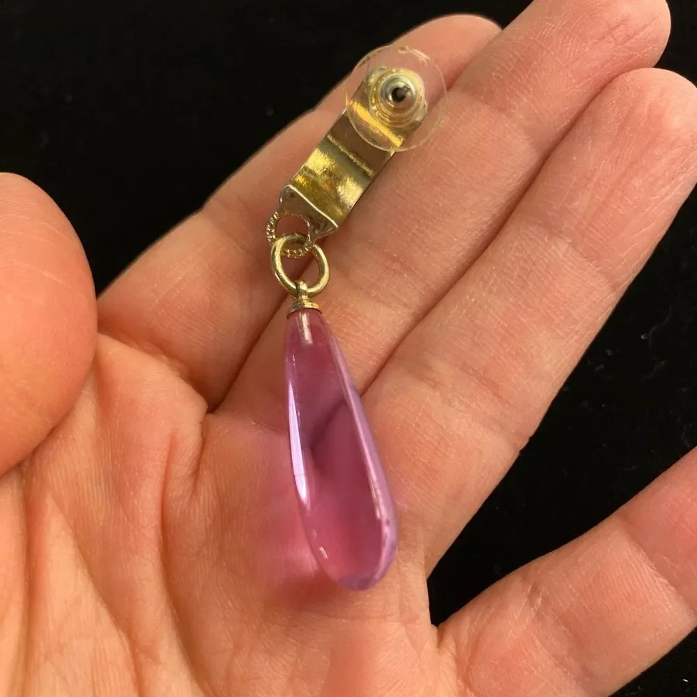 Vintage Delicate Lilac & Gold Lucite Earrings